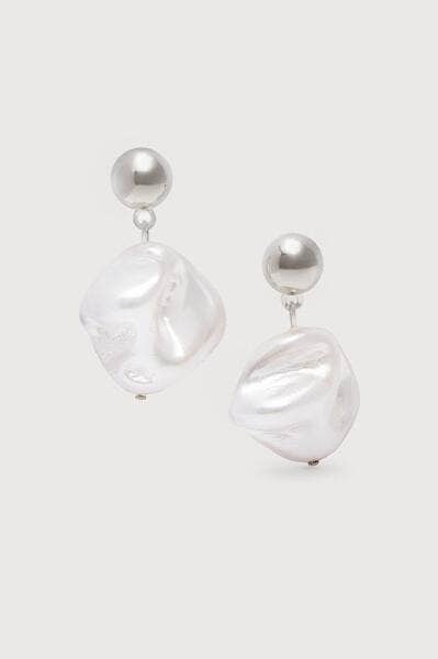 SAACHI - Seashell Pearl Dangle Earrings