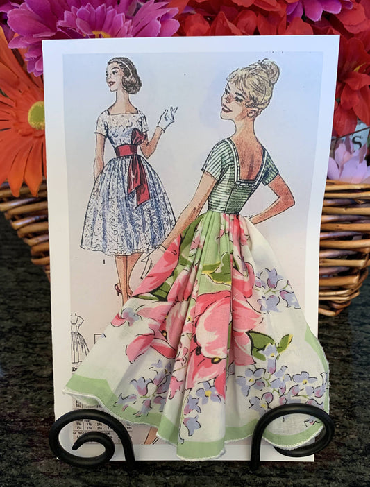 MOMENTS IN THYME - Lady of Fashion Keepsake Hankie Card