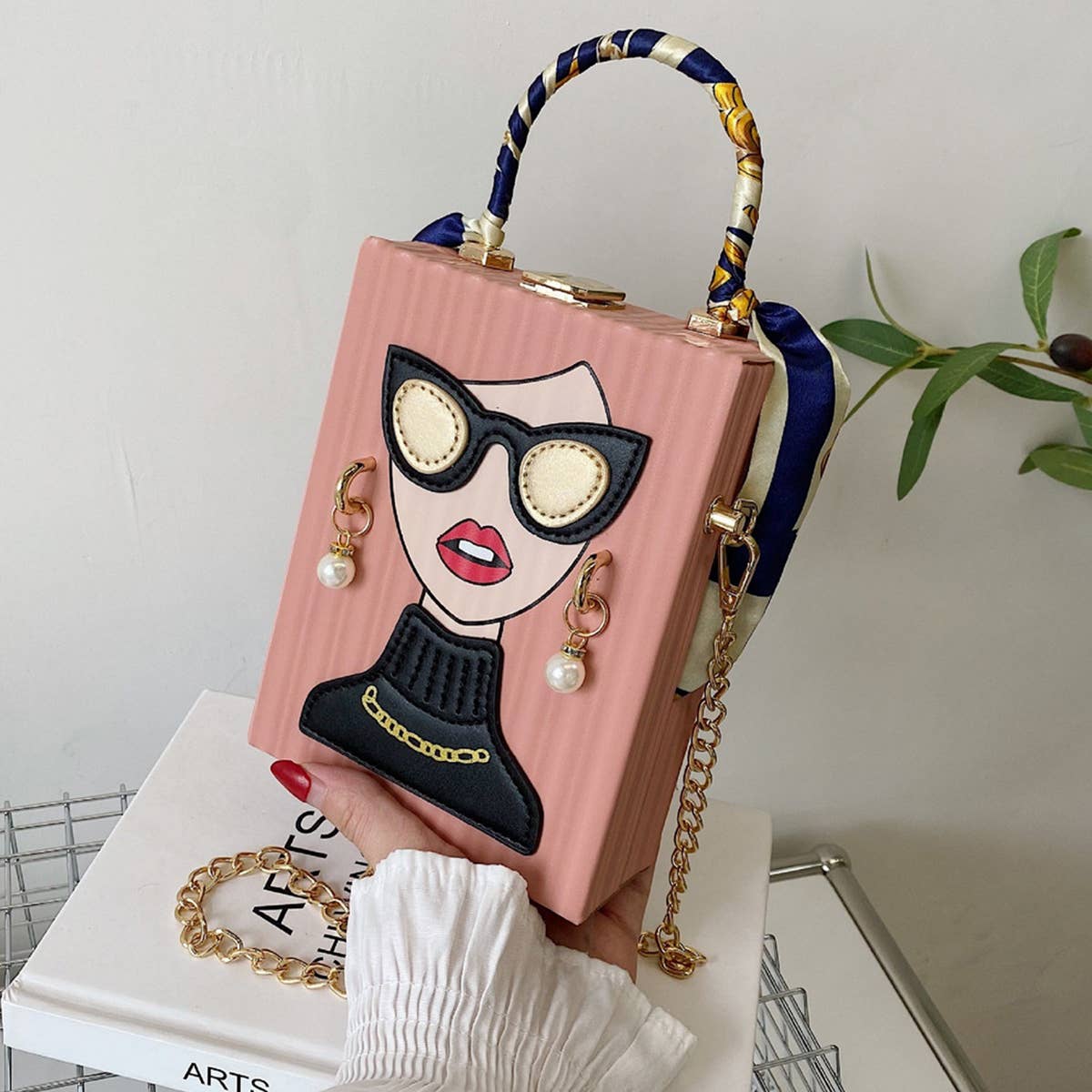 ACCITY - RETRO BEAUTY PATTERN CROSSBODY BAG_CWAB0986: Black / (OS) 1