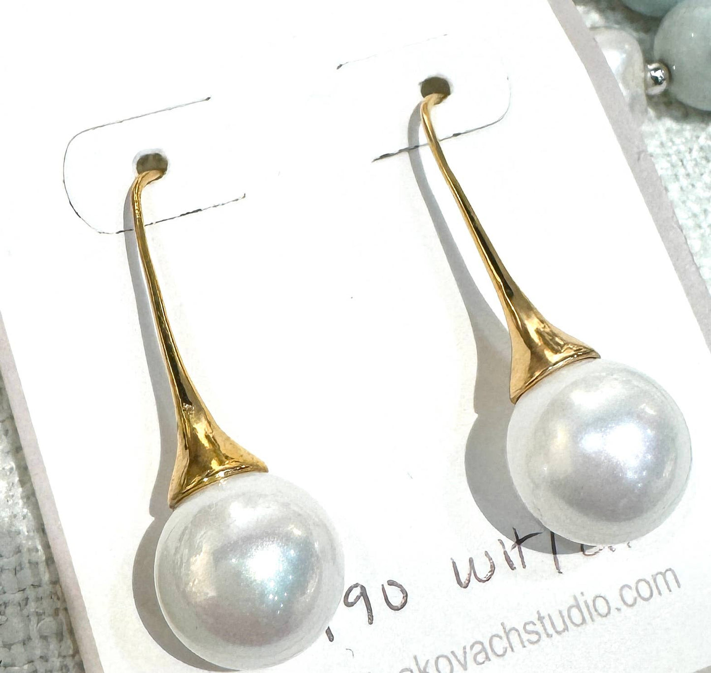 Studio G - #990 Mother of Pearl  Drop Earring: Grey/Gold