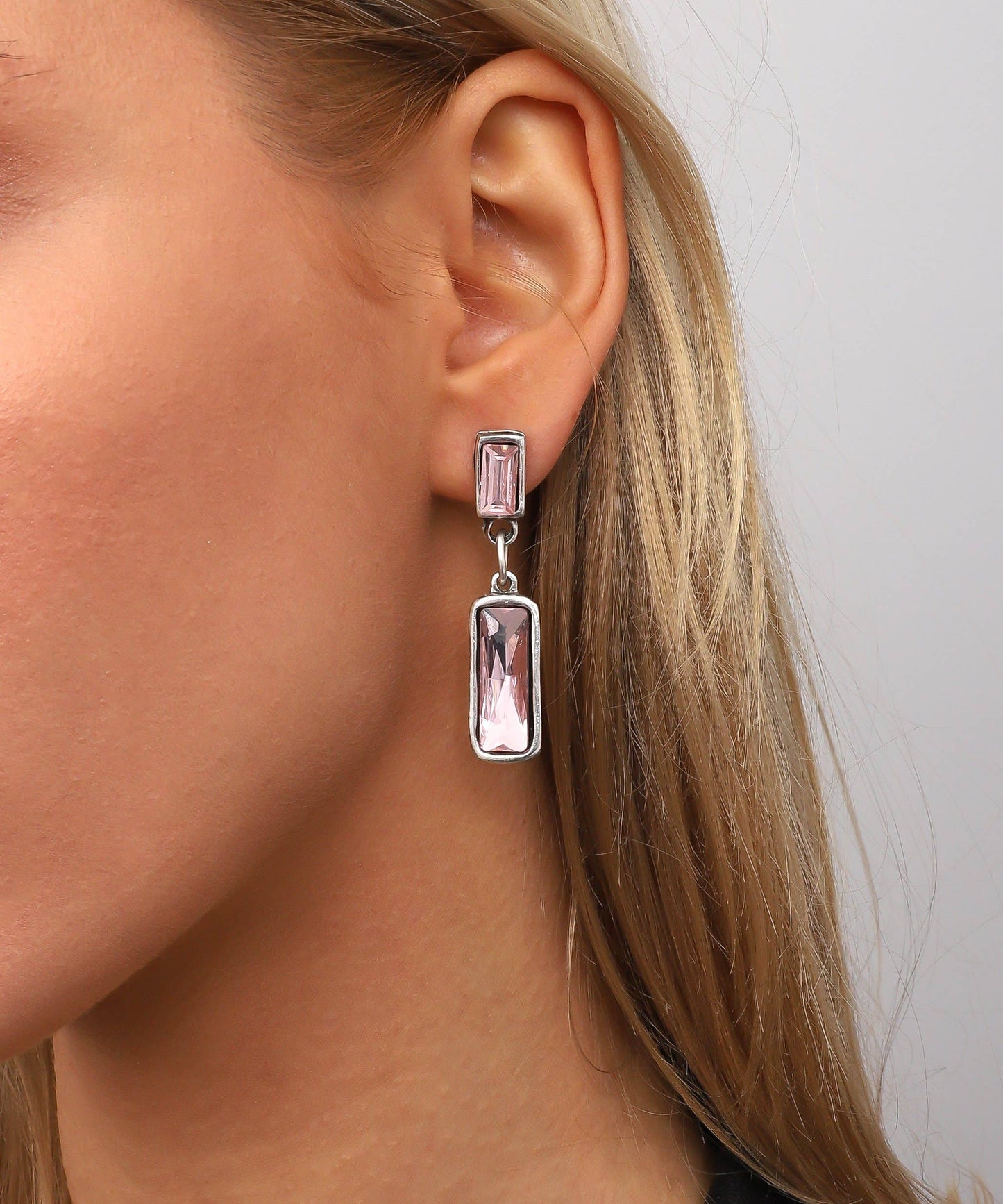 AVENS - Silver plated zinc Pink crystal glass stone earrings