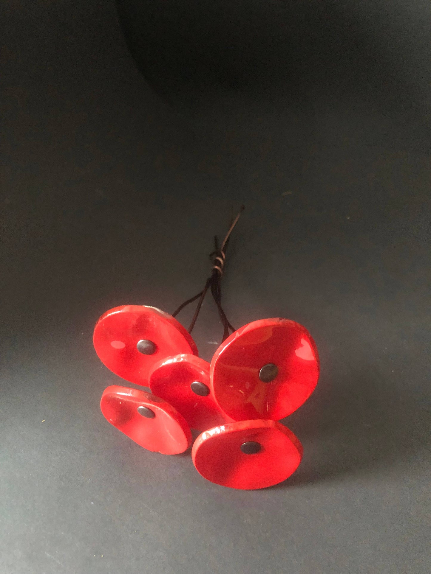 CARNEOL GLASS - Small Glass Flower For Outside In Red On Flexible Stem