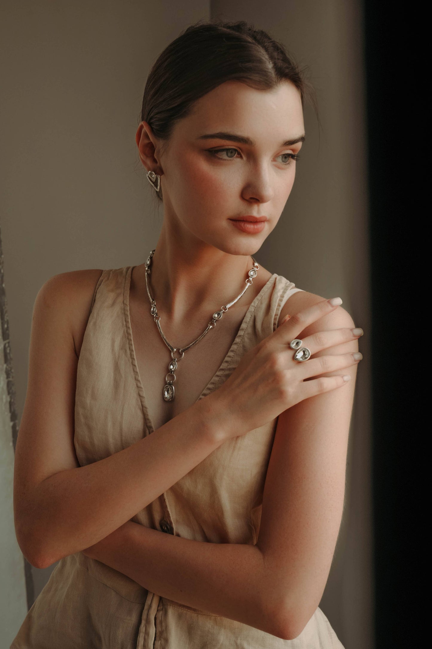 Chanour - Handmade Crystal Pewter Necklace - 3889