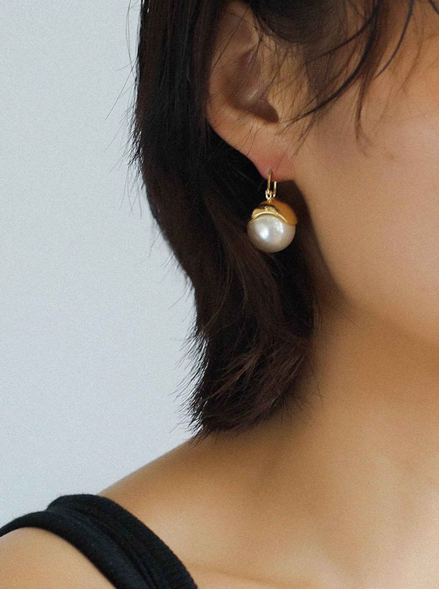 Cici’De Jewelry Amsterdam - Chic Modern Vintage Pearl Drop Earrings