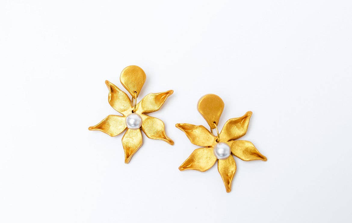 Hidden Truth Jewelry - Stargazer Lily & Pearl Dangles