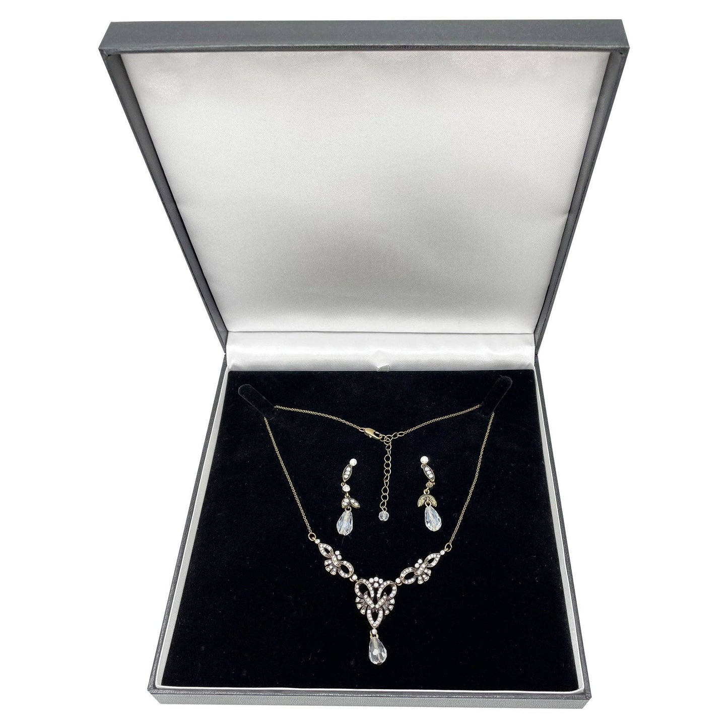 Lovett & Co - Lula Crystal Necklace & Earrings Gift Box