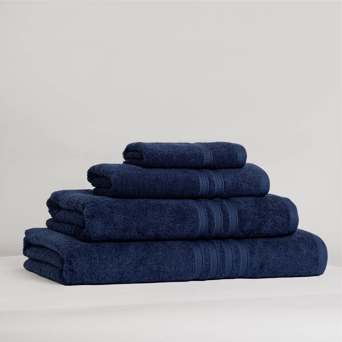 Adaste Home - Ultimate: White / 16" x 30" - Hand Towel / 1 Piece