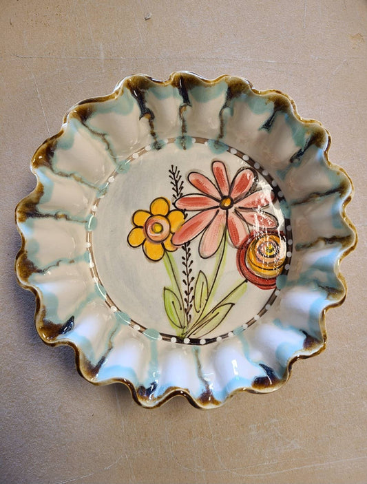 Heartfelt Traditions - Pie Plate (Drip Flowers)