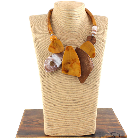 Pretty Persuasions - N24015 Bold Polyresin Plate Collar Statement Necklace: 01 Topaz