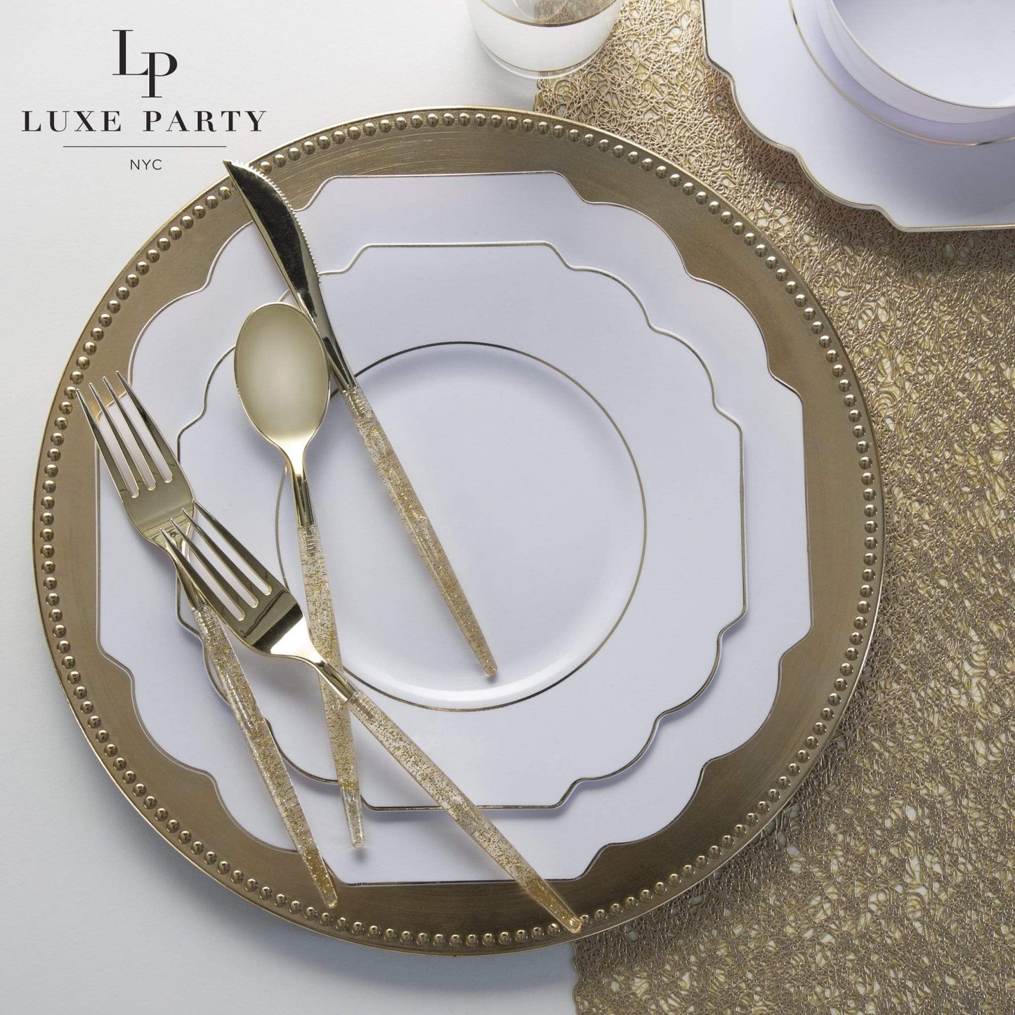 Luxe Party - Scalloped White • Gold Plastic Plates | 10 Pack: 10 Plastic Plates / 10.7" Dinner Plates