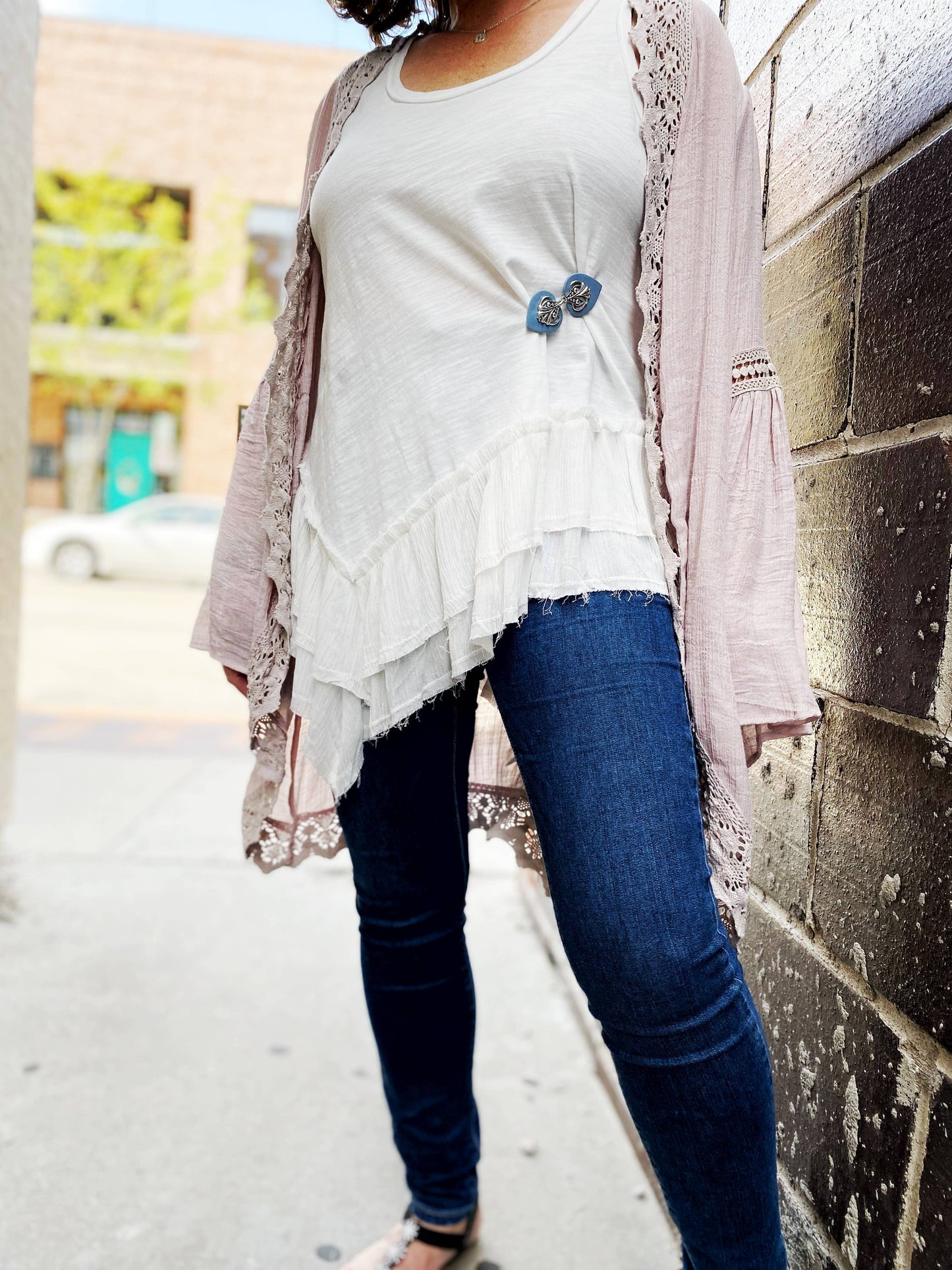 KardiKlips - Dress Cinch Clips for Clothes, Silver on Blue Leather