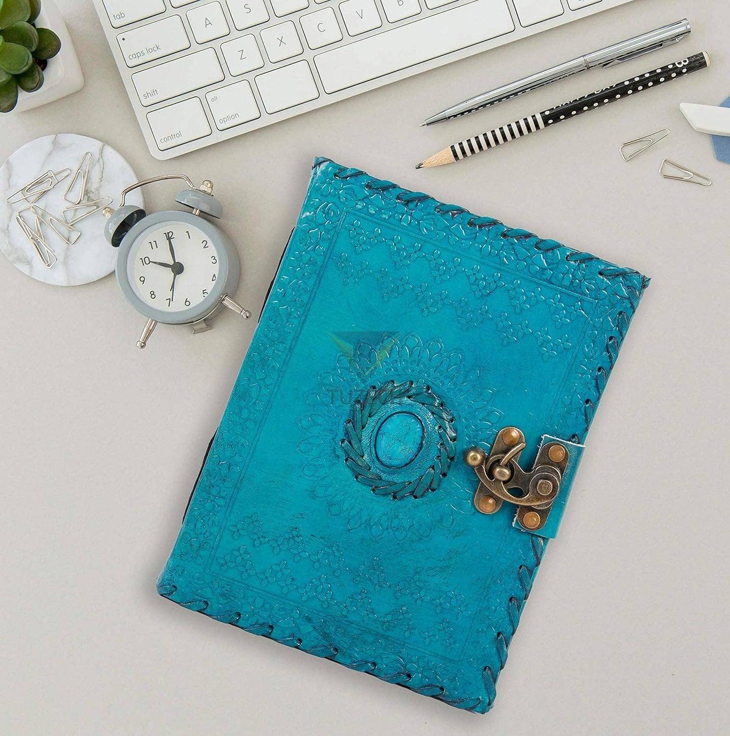 Tuzech Leather - Handmade 7x5 Leather Journal – Vintage Travel Writing Diary: Ocean Blue