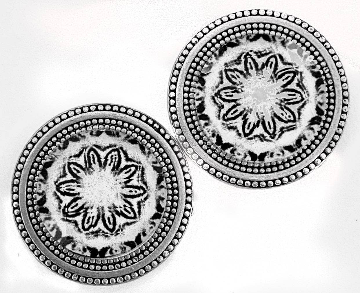 MagneButton - Black & White Mandala I Magnet Button Pin Set