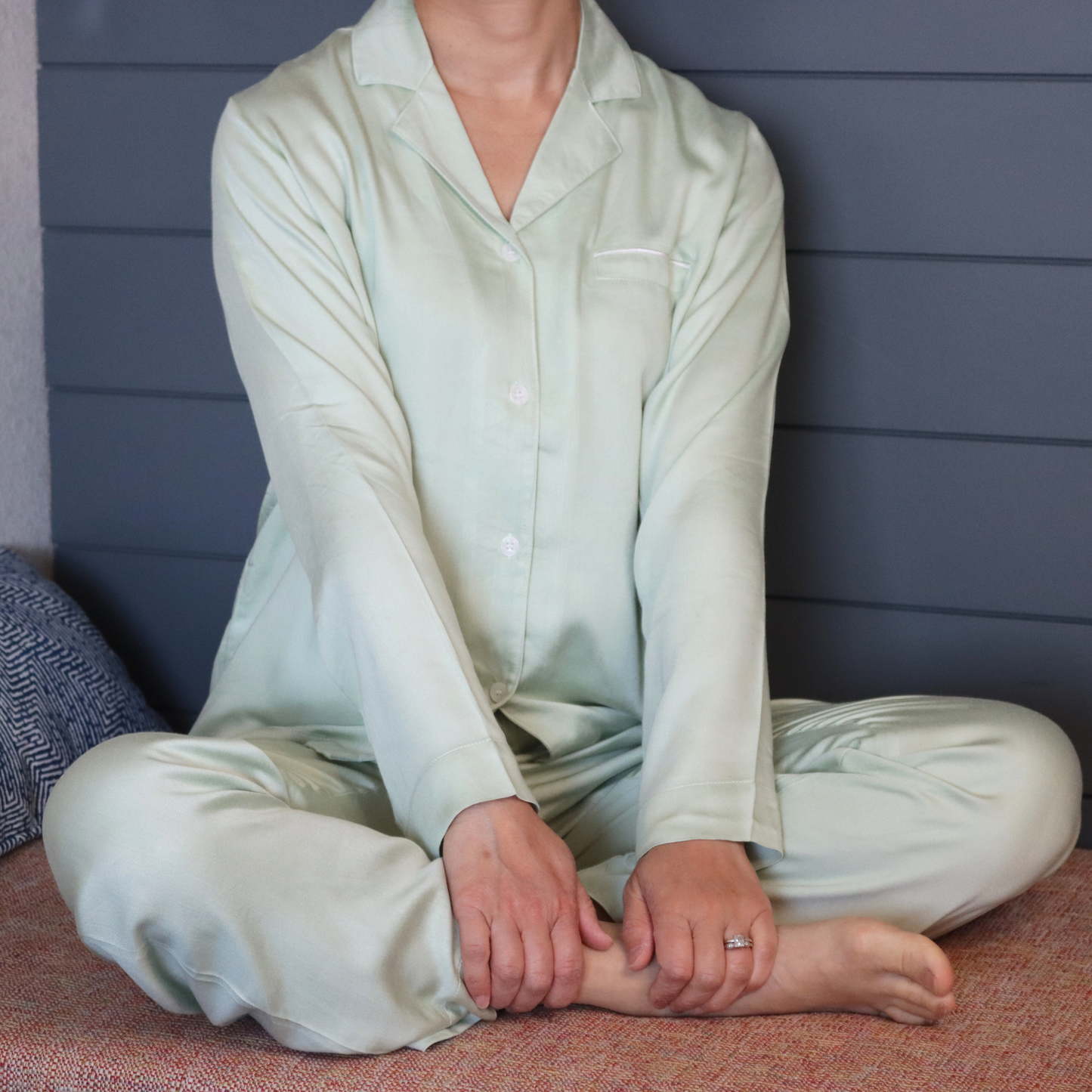 DrifWoo - Luxurious Everyday Women Pajama Set Ultimate Comfort & Style: Vintage Green / M