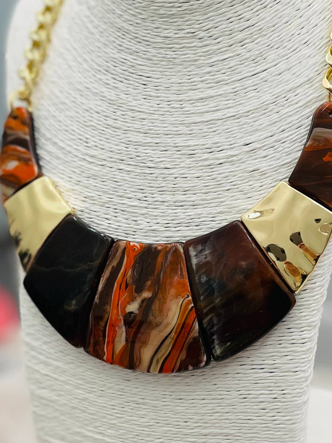 TWO FORTY TWO - EVERYDAY - Eye of the Tiger Collar (orange tone) NK154