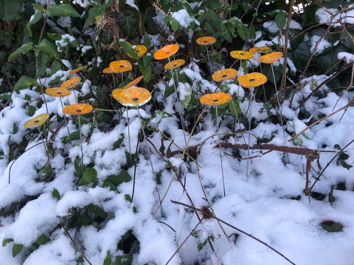 CARNEOL GLASS - Small Glass Flower For Outside In Transp.-orange-yellow