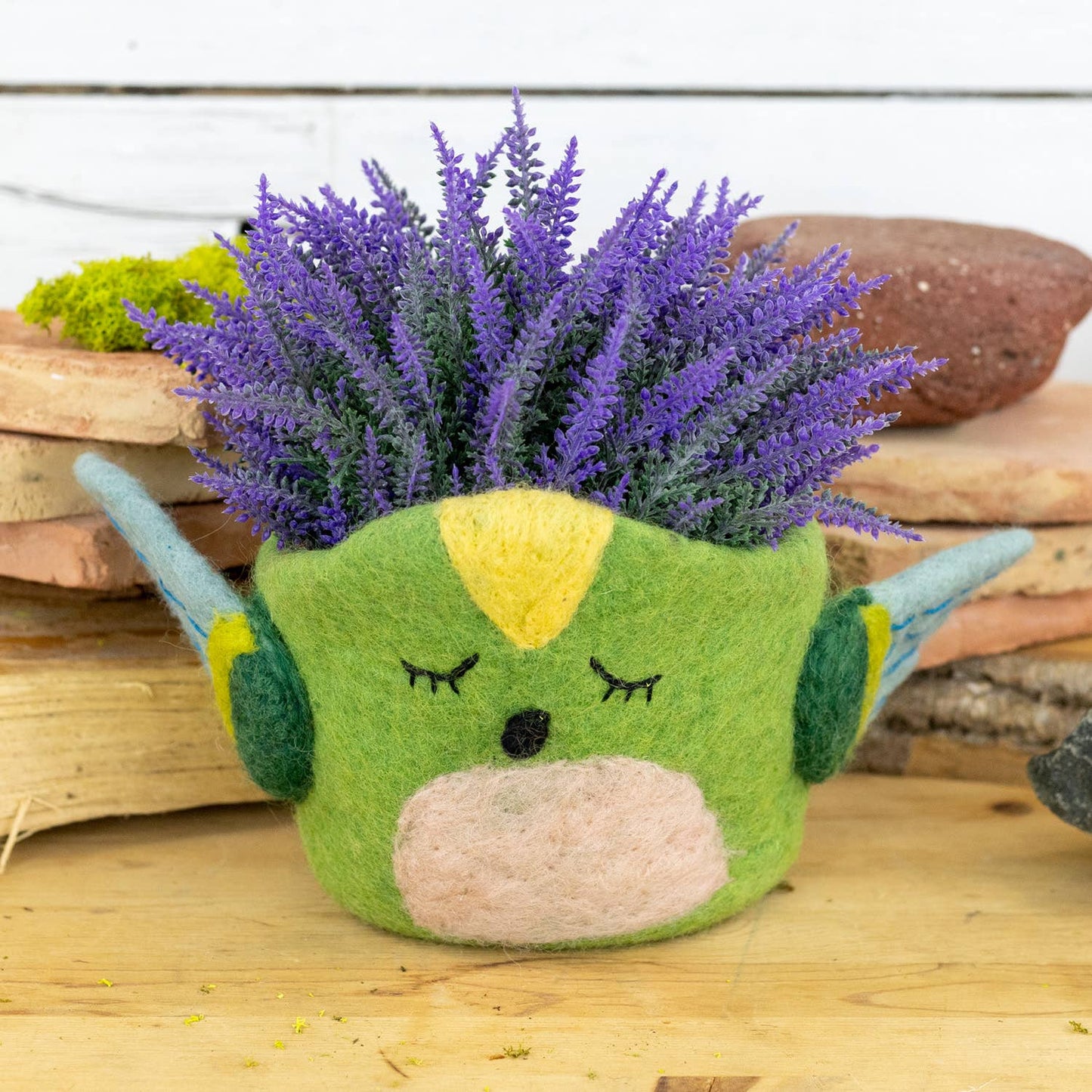 dZi Handmade - Hummingbird Felt Pot