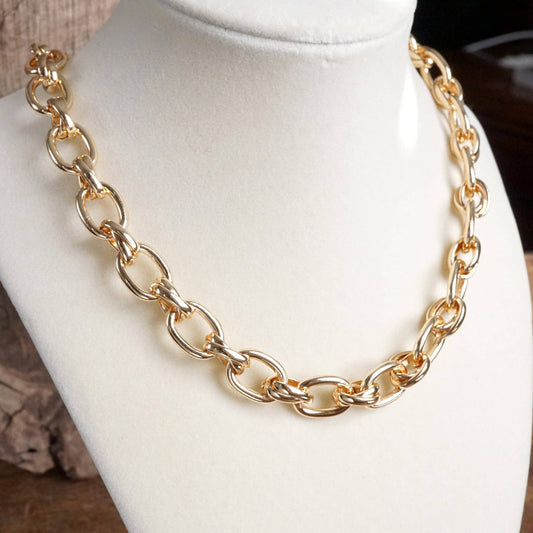 PennyLine inc - Chunky Fancy Cable Chain Necklace in Gold Tone