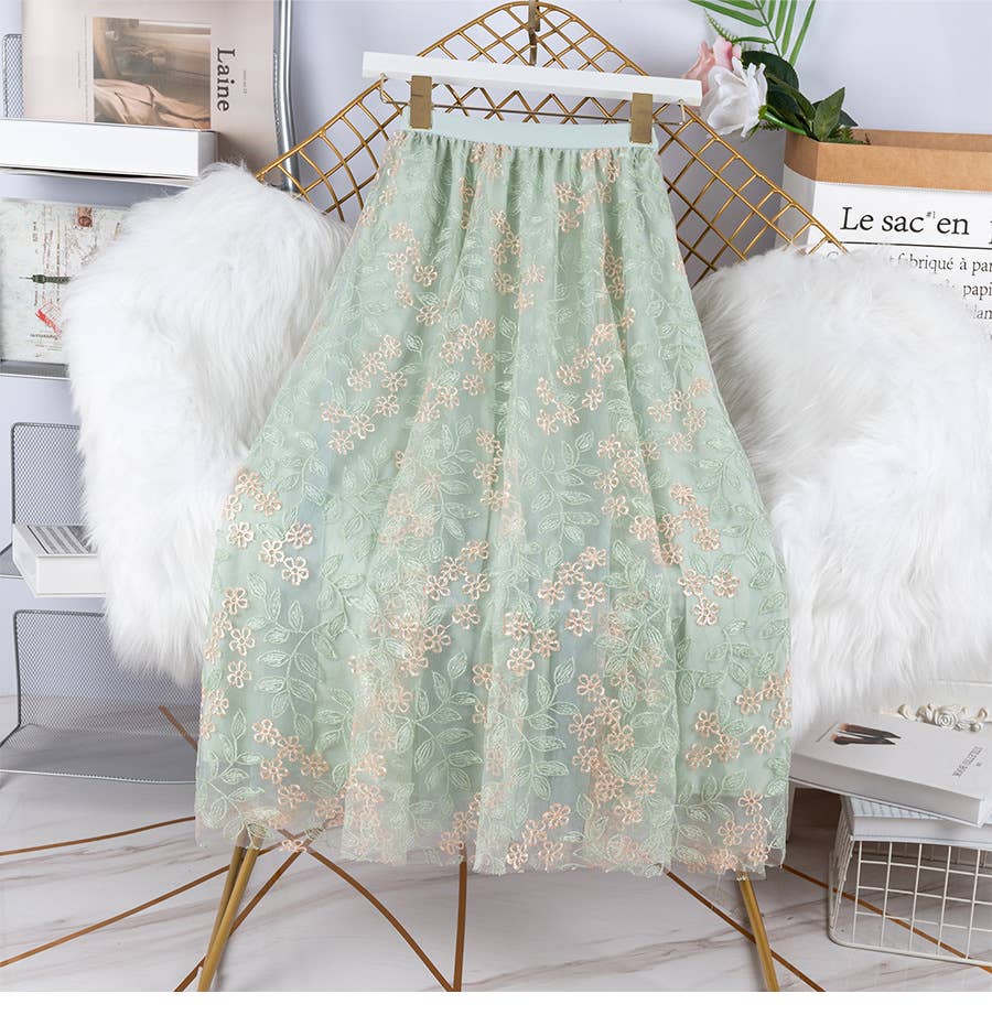 PEACH ACCESSORIES - SK119 Delicate flowers embellished skirts: Cream