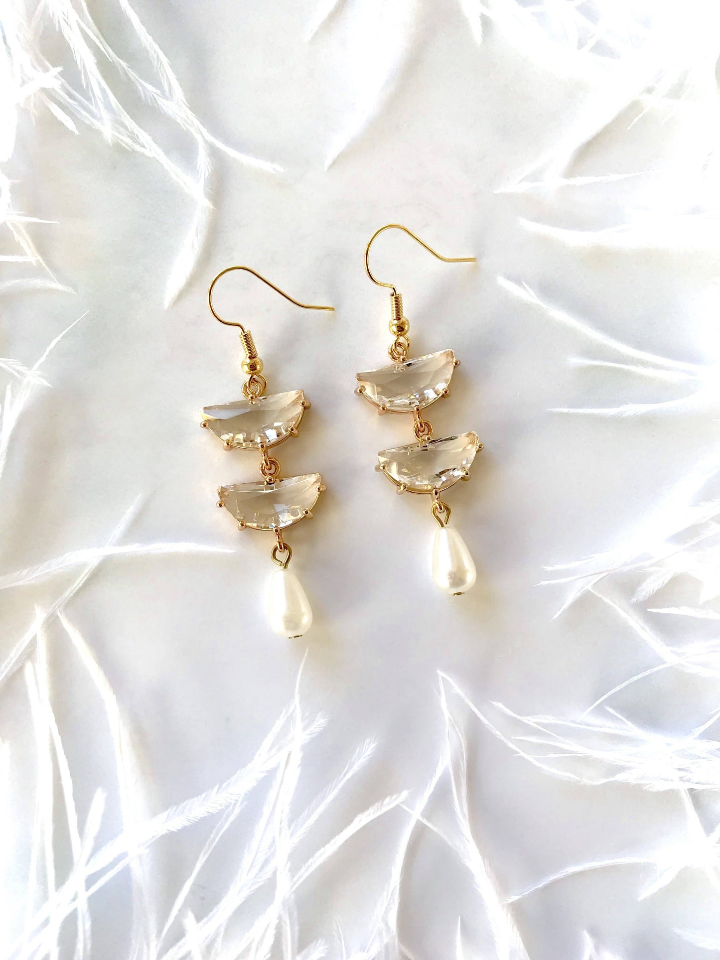 XTRA by Stacey - The Shannon Earring - Pearl