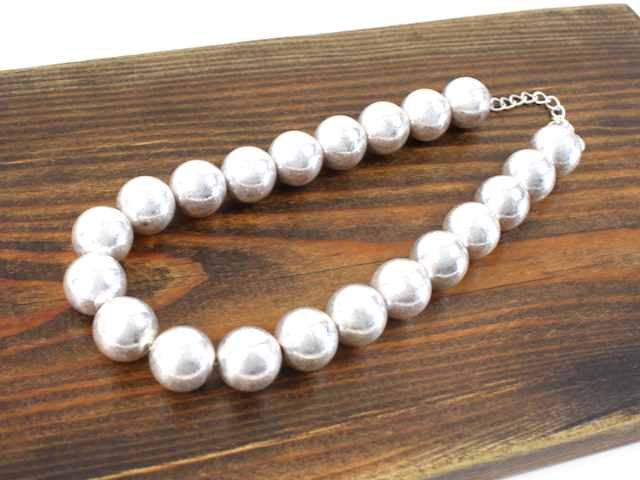 Pretty Persuasions - N22131 Bead Necklace: 01 GD