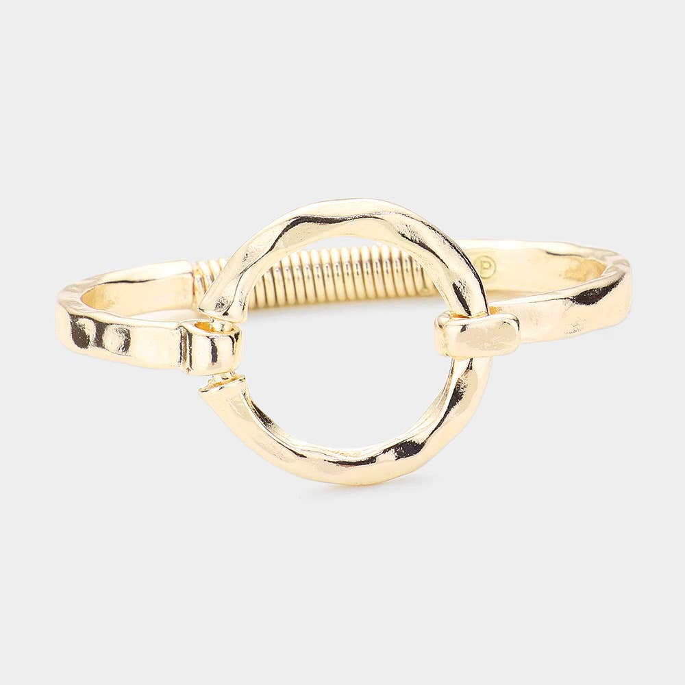Sensibling Corp. - Hammered Open Metal Circle Hook Bracelet: Silver