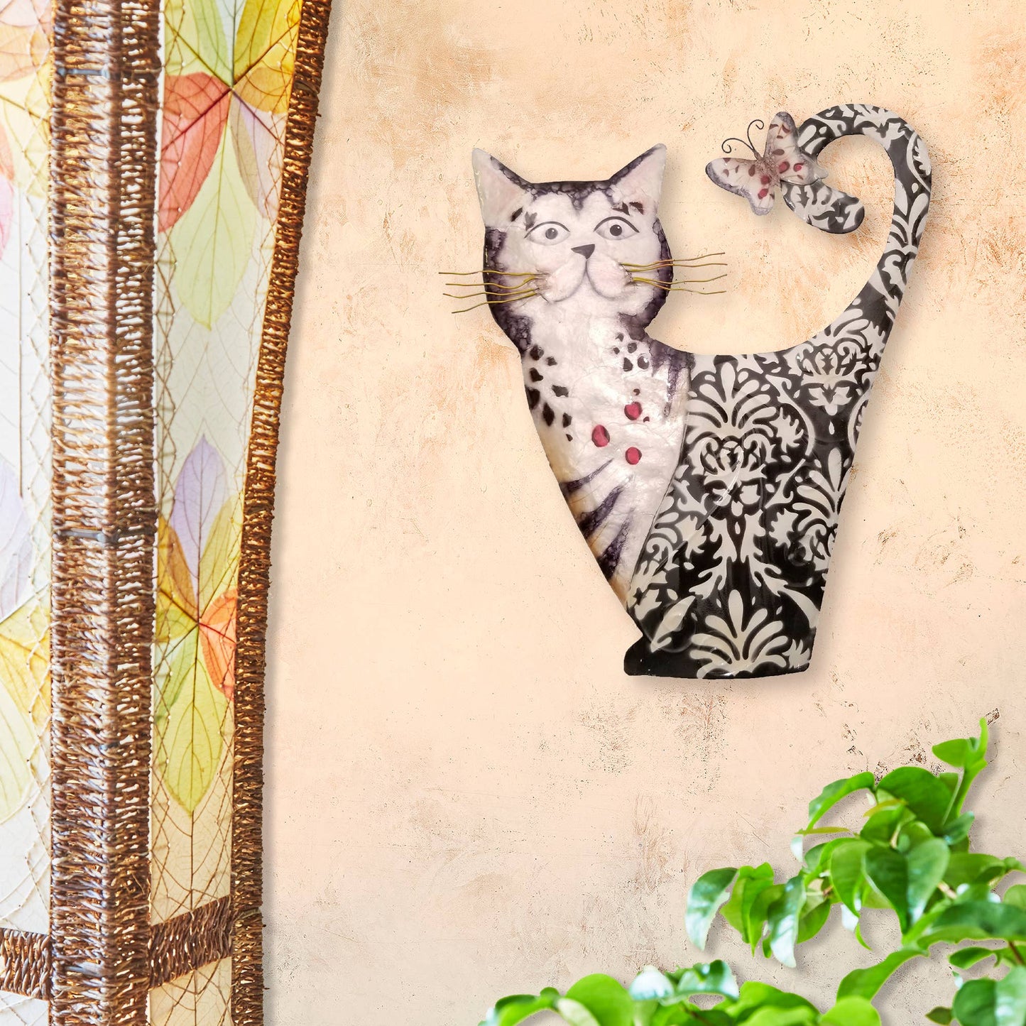Eangee Home Design - Cat Wall Decor White And Black, Capiz & Metal, Outdoor Safe