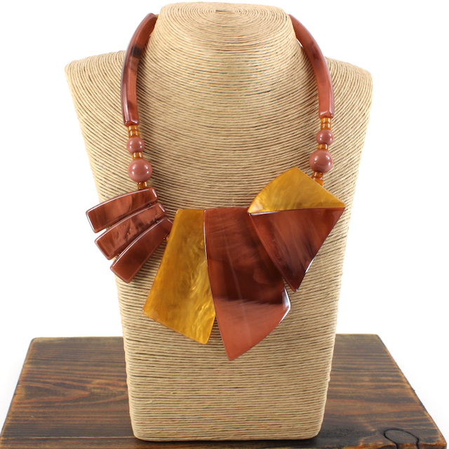 Pretty Persuasions - N25002 Chunky Geo Polyresin Statement Necklace: 03 Blue