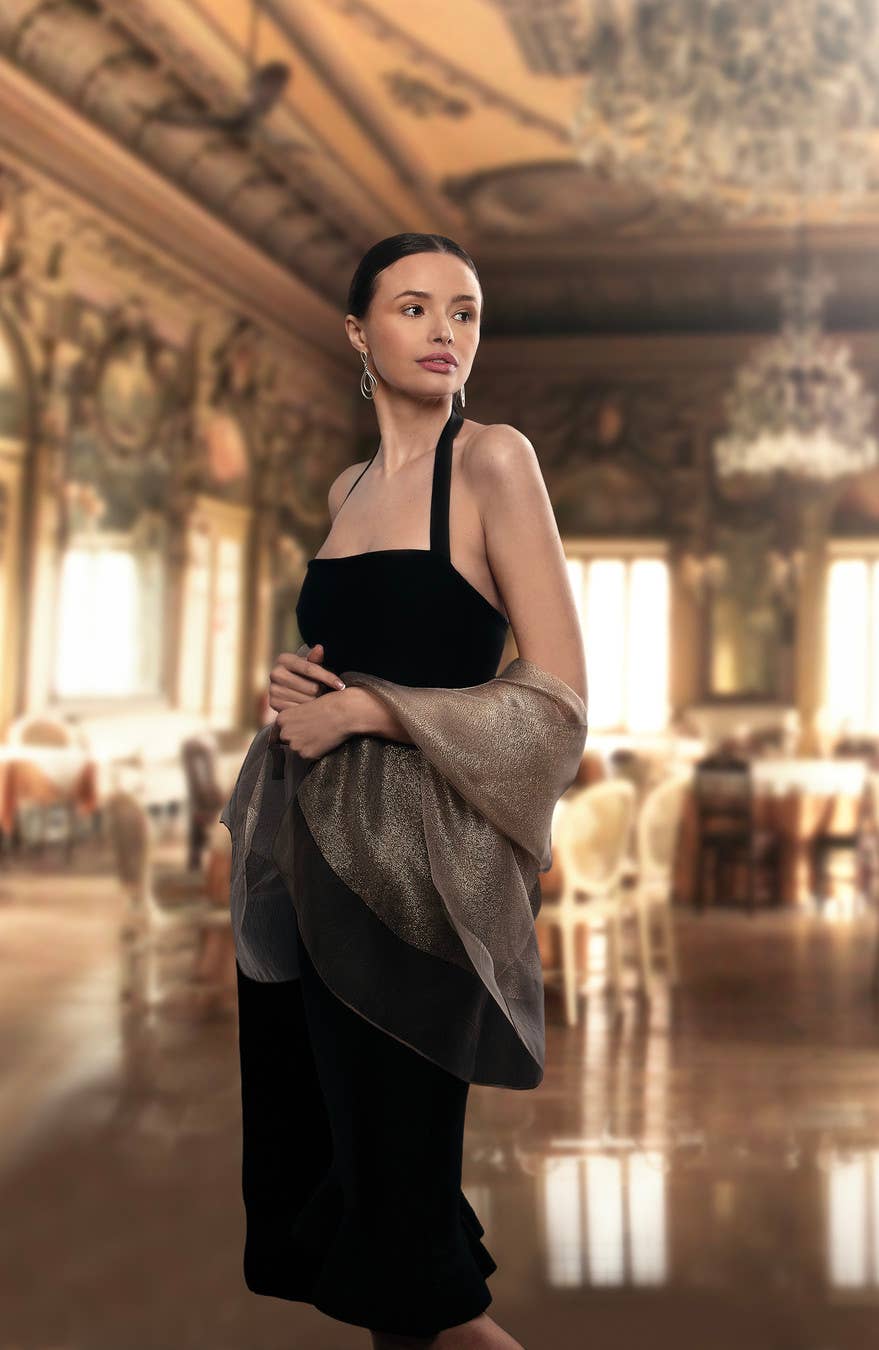 SAACHI - Silk Glimmer Scarf: Burgundy