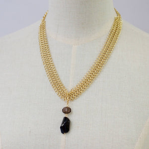 a.v. max - Mesh Necklace w/Semi: Pearl