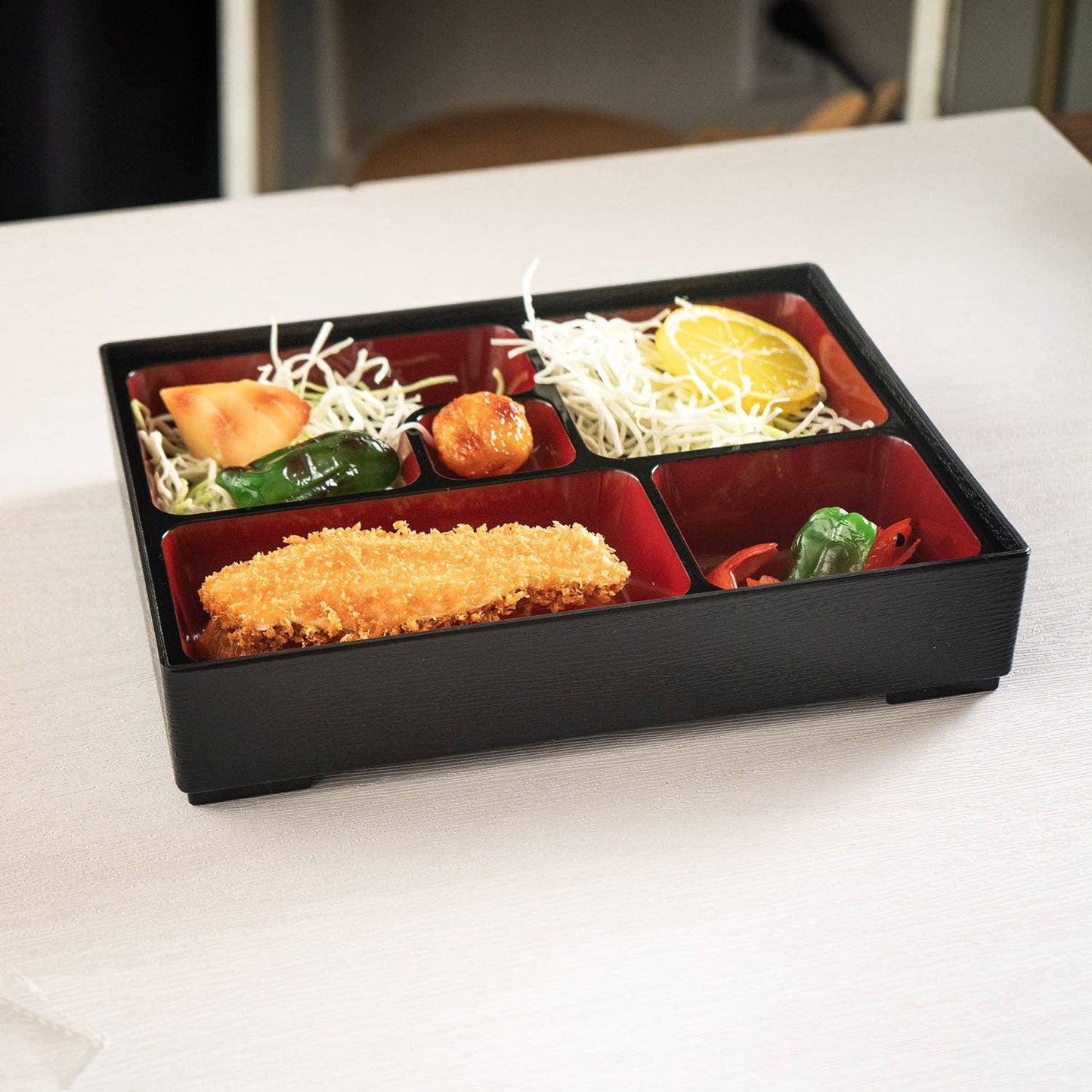 Urban Tokyo - 10.5"L Plastic Lacquer Bento Box (1/20)