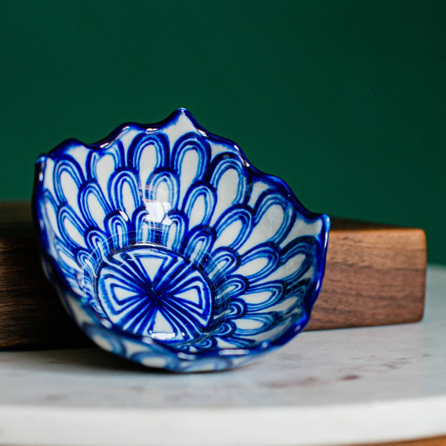 Lucia's Imports - Lotus Bowl Azul