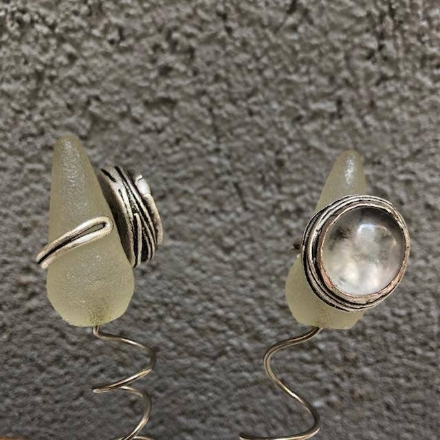 Volare - Open-Shank quartz coin-inside warrior Ring