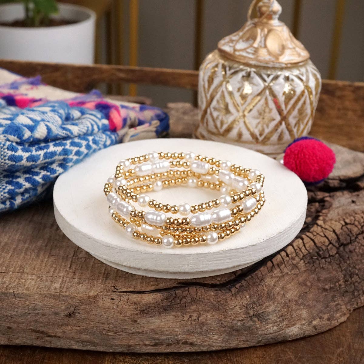 PennyLine inc - Pearl & Gold Beaded Stretch Bracelet Set – Set of 5
