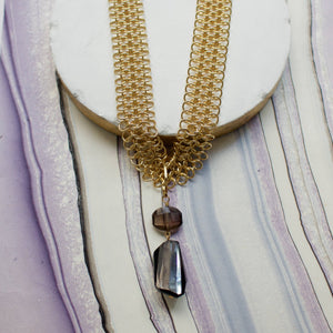 a.v. max - Mesh Necklace w/Semi: Pearl