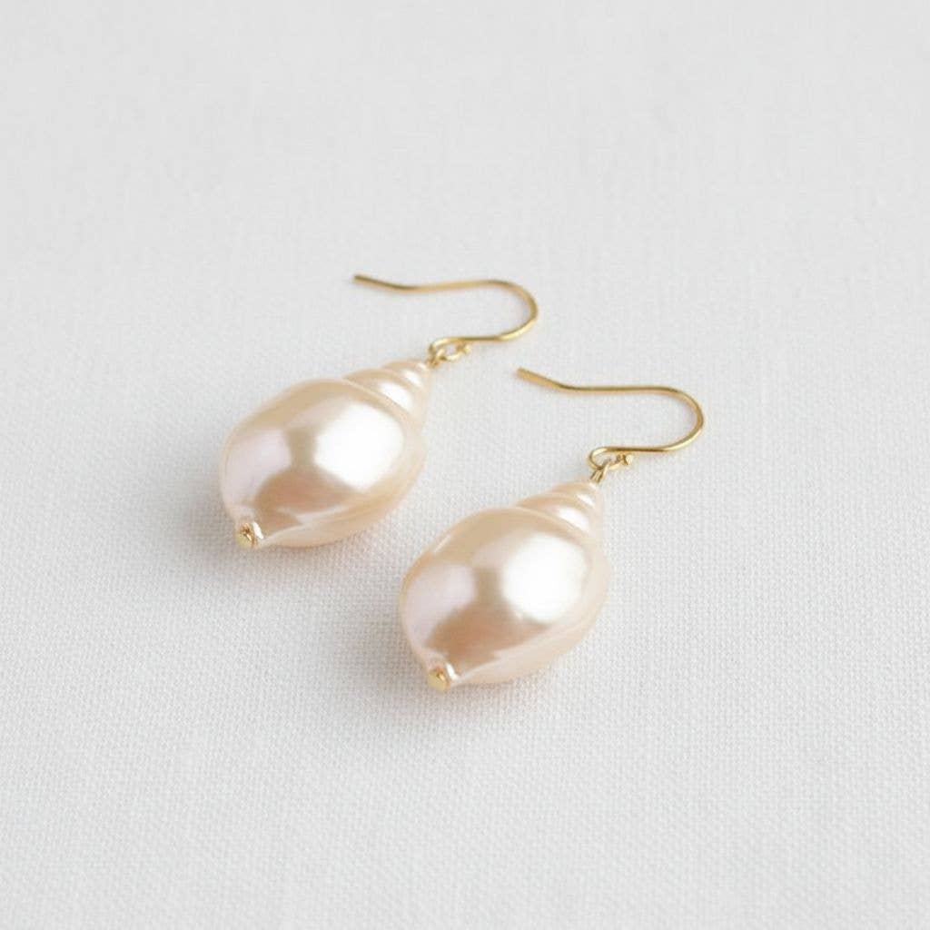 Ellemadera - Stylish Colorful Shell Drop Earrings