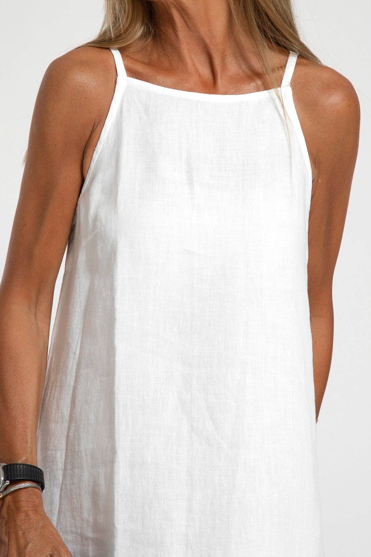Elanora - Cotton Linen Slit Cami Dress: White / S