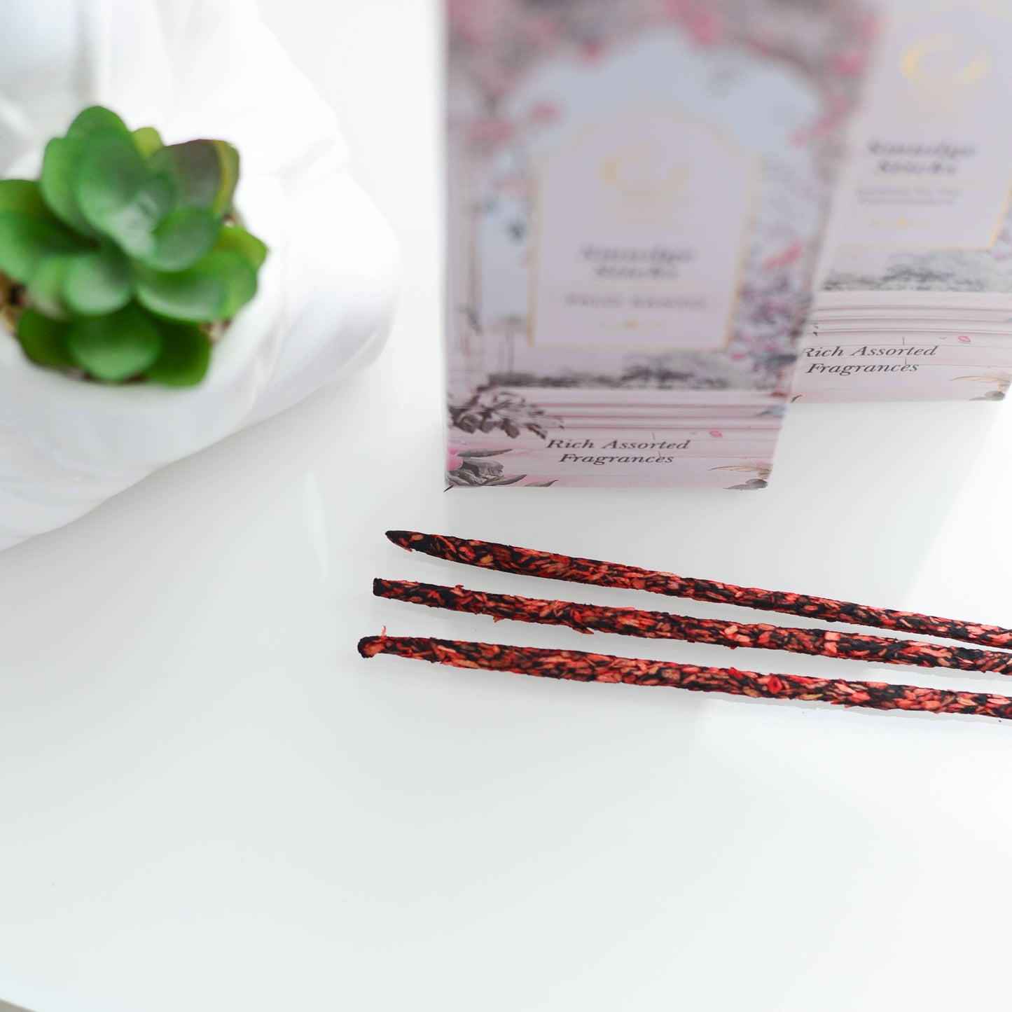 Auxilium Curations, LLC - Palo Santo Smudge Incense Sticks 16 sticks box