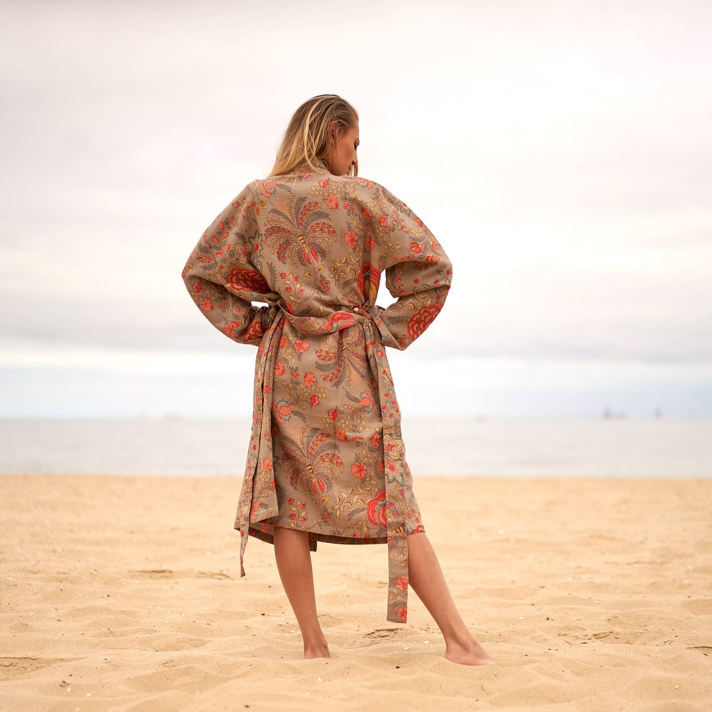Linen Connections - Cotton Kimono | Bathrobe Frida | Waffle Robes - Floral Beige