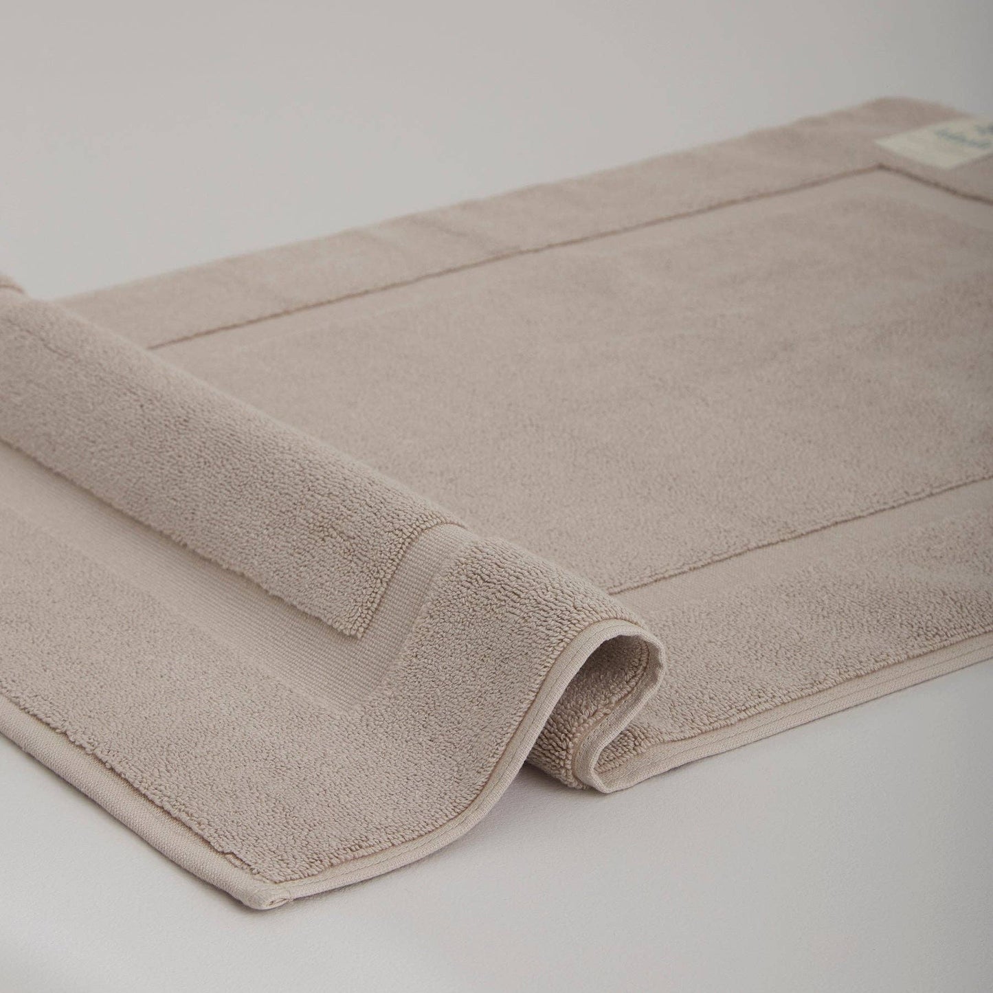 Adaste Home - Ultimate Soft Bathmat: White