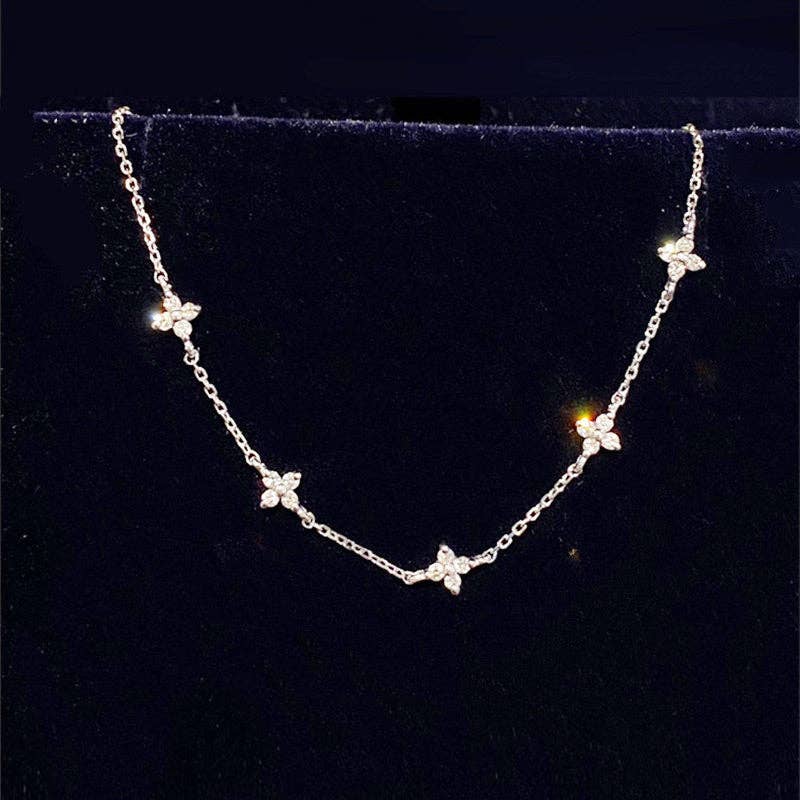 Perimade & Co. LLC - Dainty Four Leaf Clover Bracelet in 925 Sterling Silver: Gold