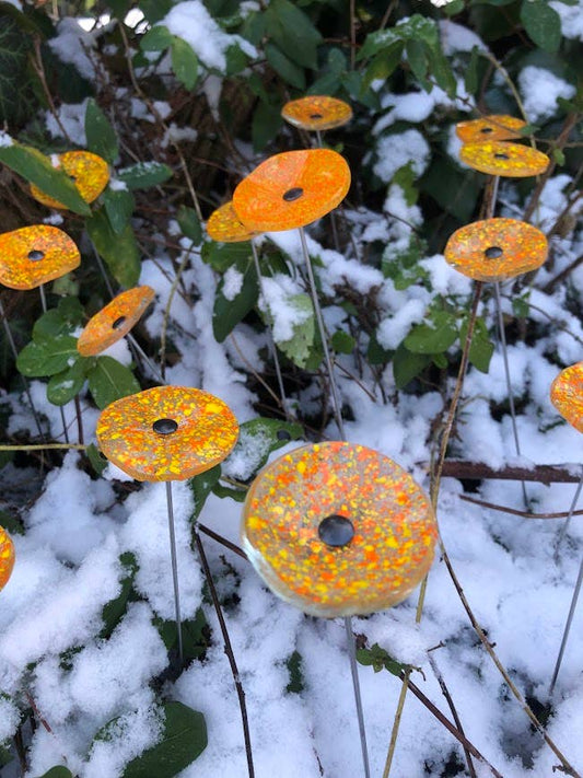 CARNEOL GLASS - Small Glass Flower For Outside In Transp.-orange-yellow