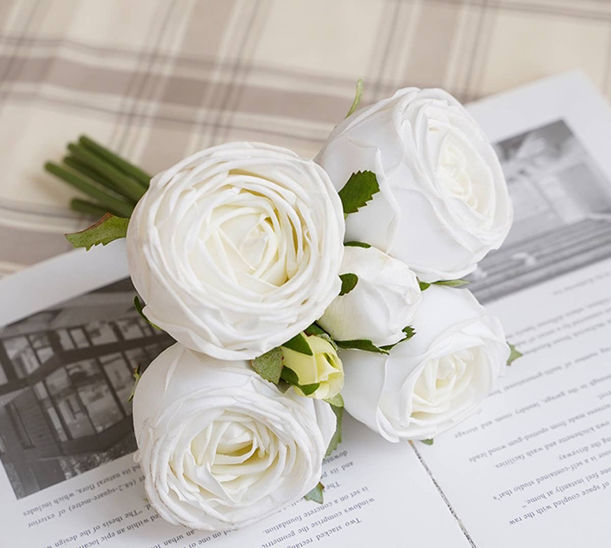 Angel Isabella - 6-stem bundle-Real Touch rose bouquet: Pale Pink