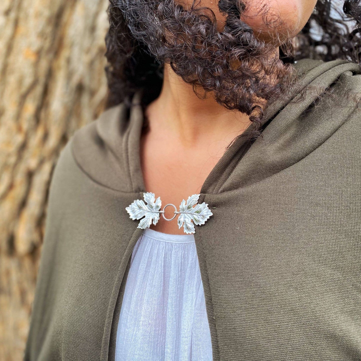 KardiKlips - Dress Cinch Clips for Clothes, Silver Metal Leaves Boho