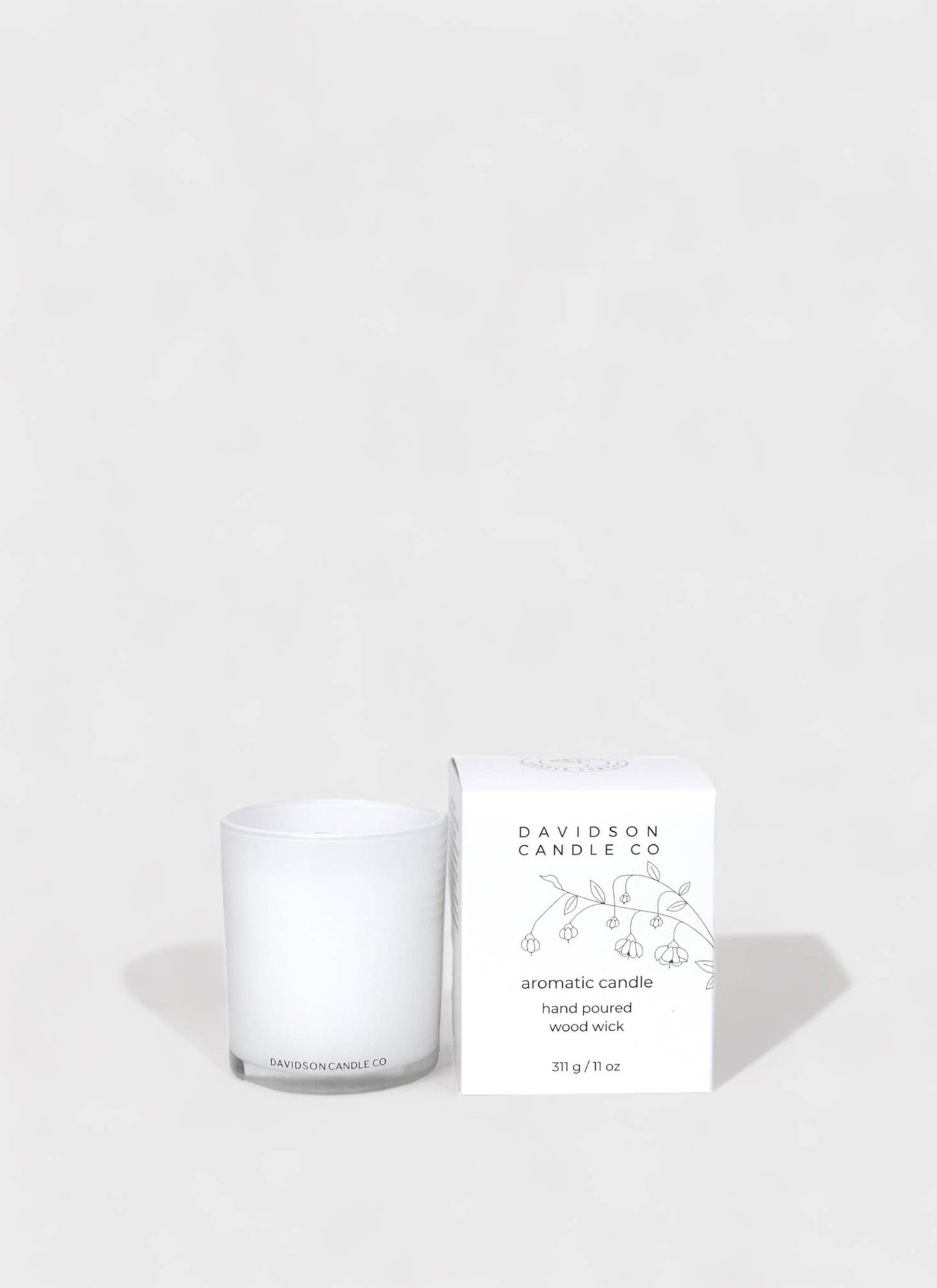 Davidson Candle Company LLC - Oakmoss & Amber 11 oz jar candle in box