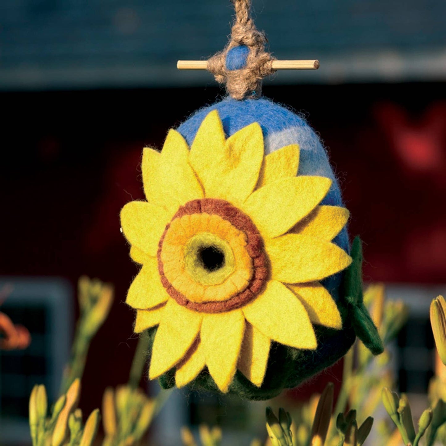 dZi Handmade - Sunflower Birdhouse