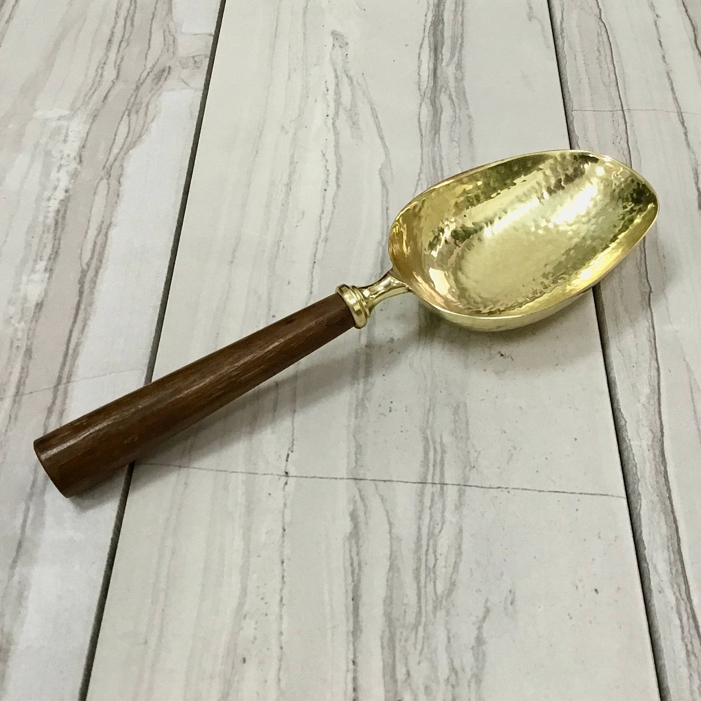 India Handicrafts Inc - Gold Hammered Ice Scoop w/ Driftwood Handle