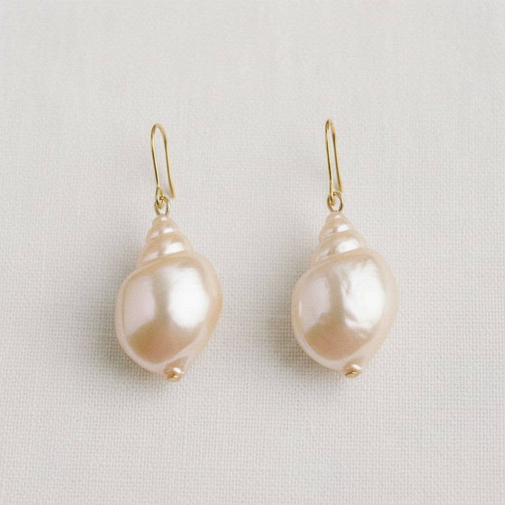 Ellemadera - Stylish Colorful Shell Drop Earrings