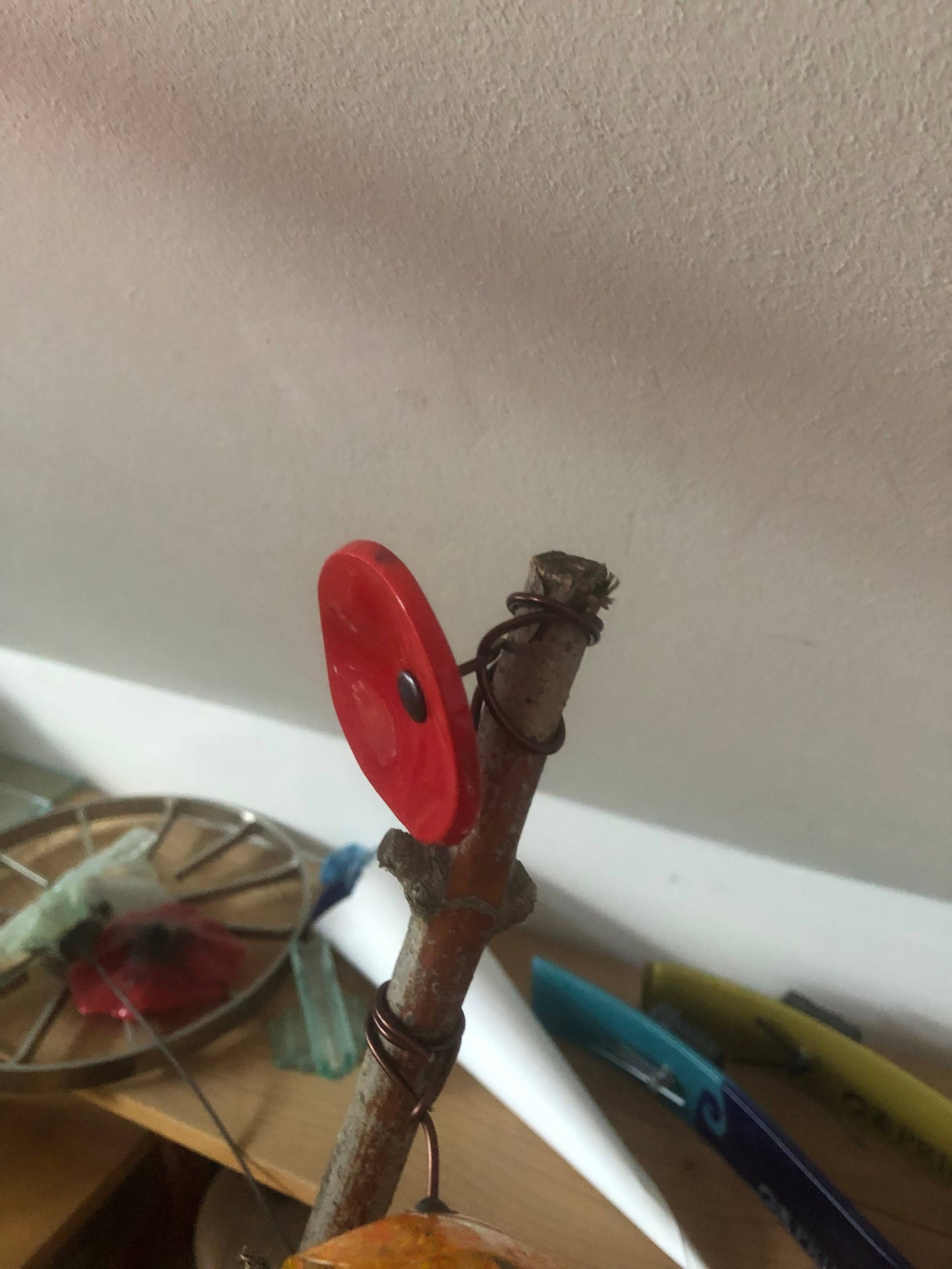 CARNEOL GLASS - Small Glass Flower For Outside In Red On Flexible Stem