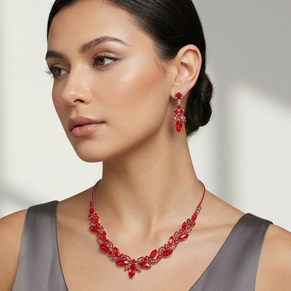 Sensibling Corp. - Marquise Stone Cluster Rhinestone Paved Necklace: Clear,Gold